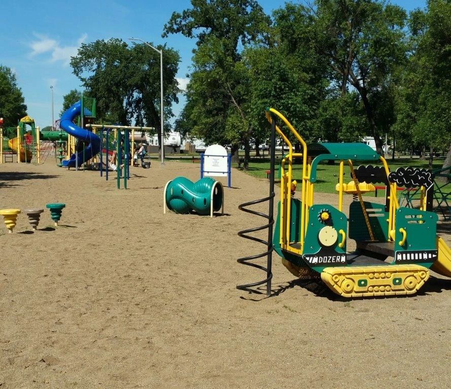 Cabin Rentals | Lestikow Park