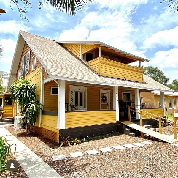 SOLD, Central Oak Park