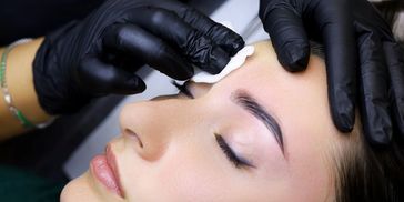 Eyebrow Threading