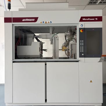 Micro Moulding Machine. Wittmann Micropower 15. Plastic Injection Moulding. 100k Cleanroom 
