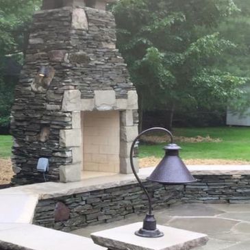 Beautiful Elegant Outdoor Light Path Light spot up wash Low voltage light on patio stone pillar
