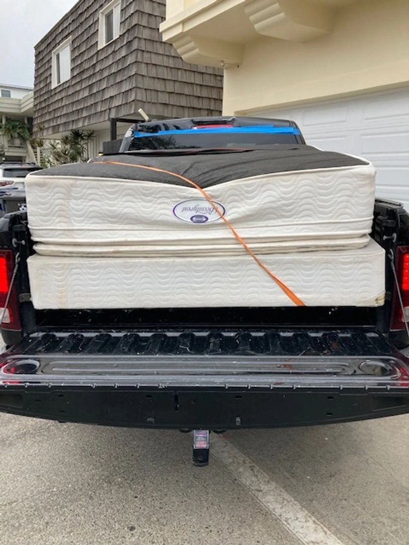 Tired of your old mattress? Call us and we will dispose it.