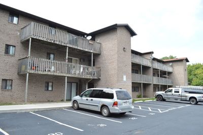 Red Sunset Apartments, Lime Kiln