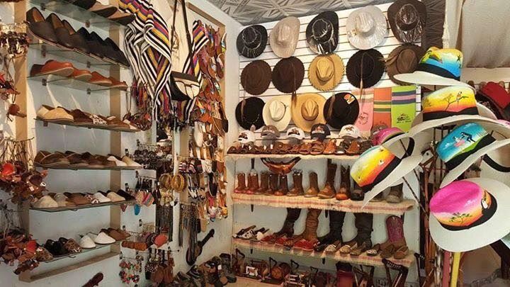 foto de varios articulos de venta en barbuquejo 2018