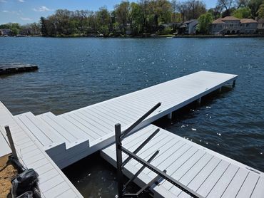 Custom WearDeck fixed dock on Cottage Grove Lake in the Portage Lakes, Ohio.