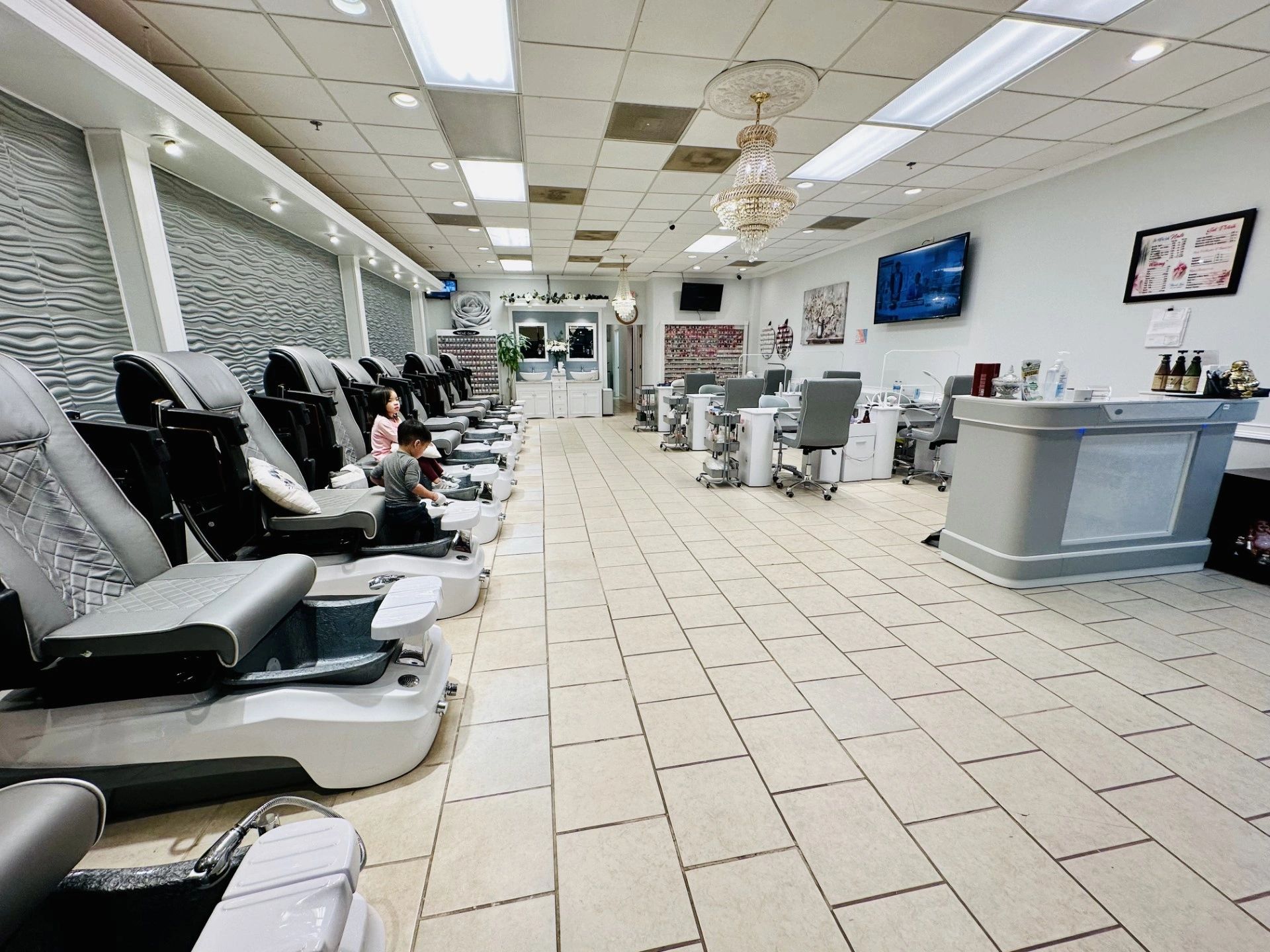 Luxury Nails Nail Spa and Nail Care Services