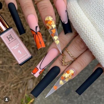 Autum orange and gold Louis Vuitton nails! 