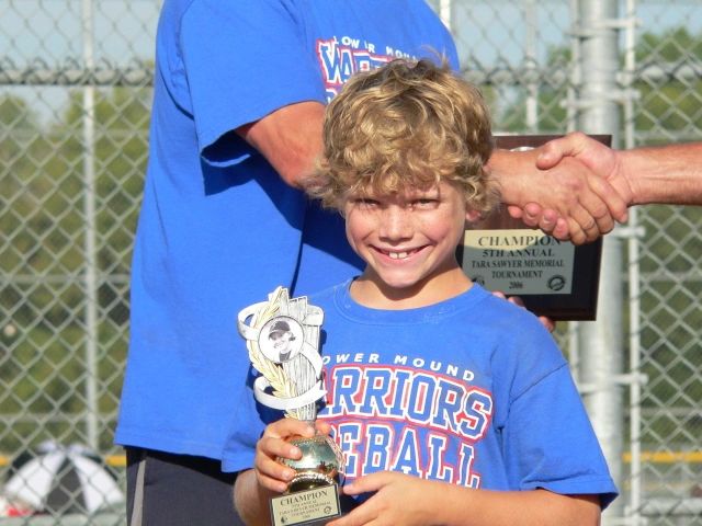 Hayden_Tara_Sawyer_Champs_small.jpg