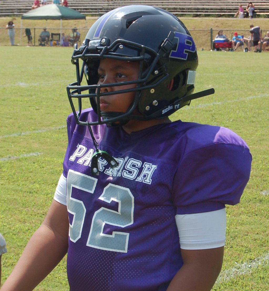 Parrish Toy Bowler, Offensive lineman #52 