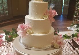 buttercream polka dot cake