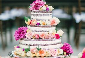 naked style wedding cake