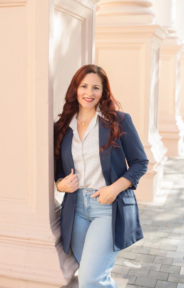 Mariel Ruiz South Florida mortgage loan originator & real estate advisor helping buyers & homeowners