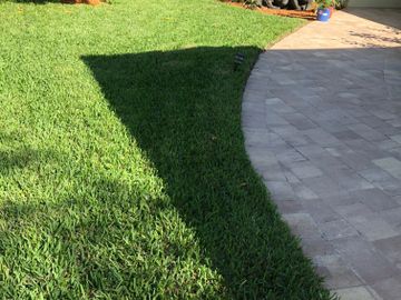 Sod Bradenton Sarsota FL Fresh cut Floratam. Install, removal, delivery. Fresh cut sod near me. sod 