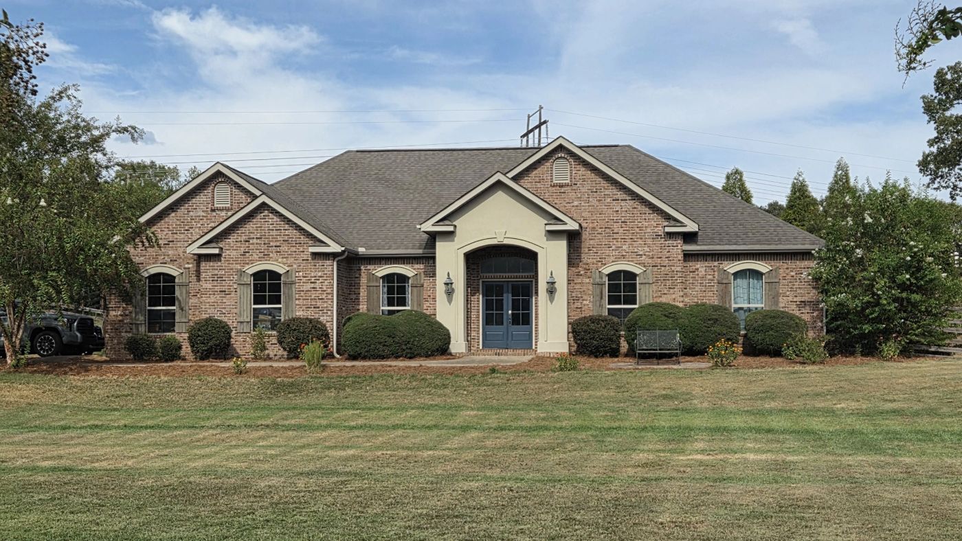 Brick custom home built in Central Arkansas