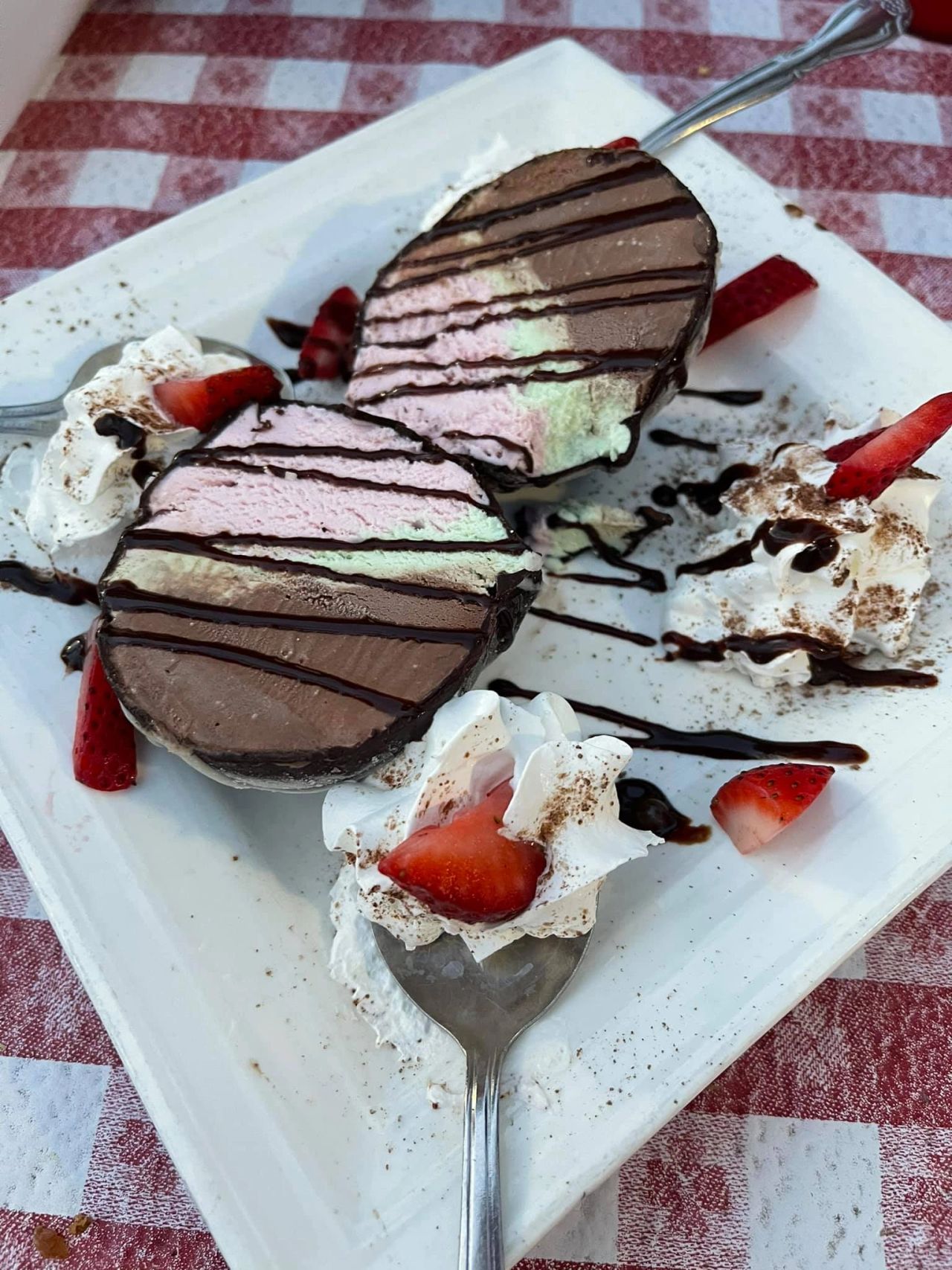 Spumoni Bomba Gelato