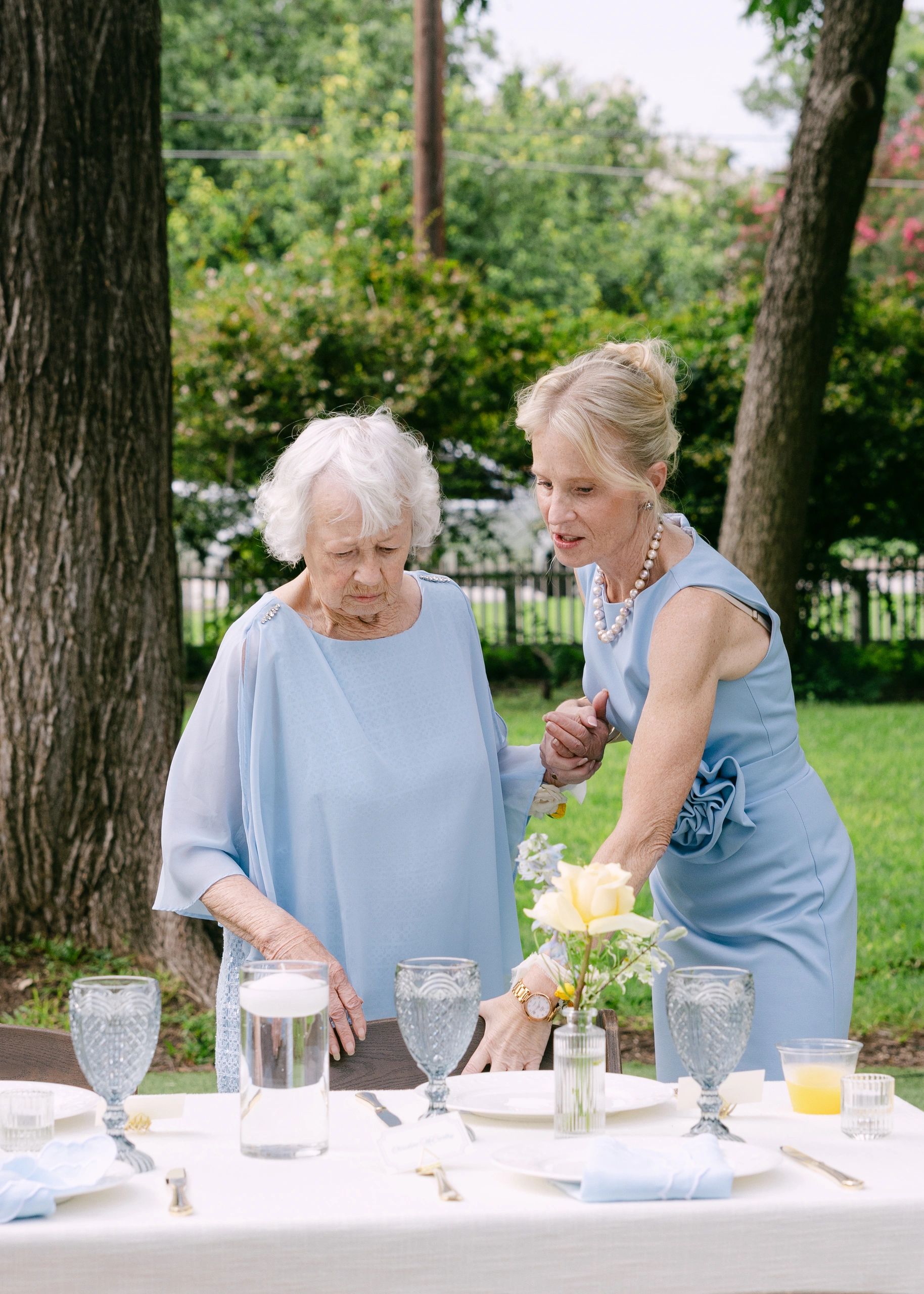 Aging in place real estate resource for Houston seniors , families, caregivers, and resource.