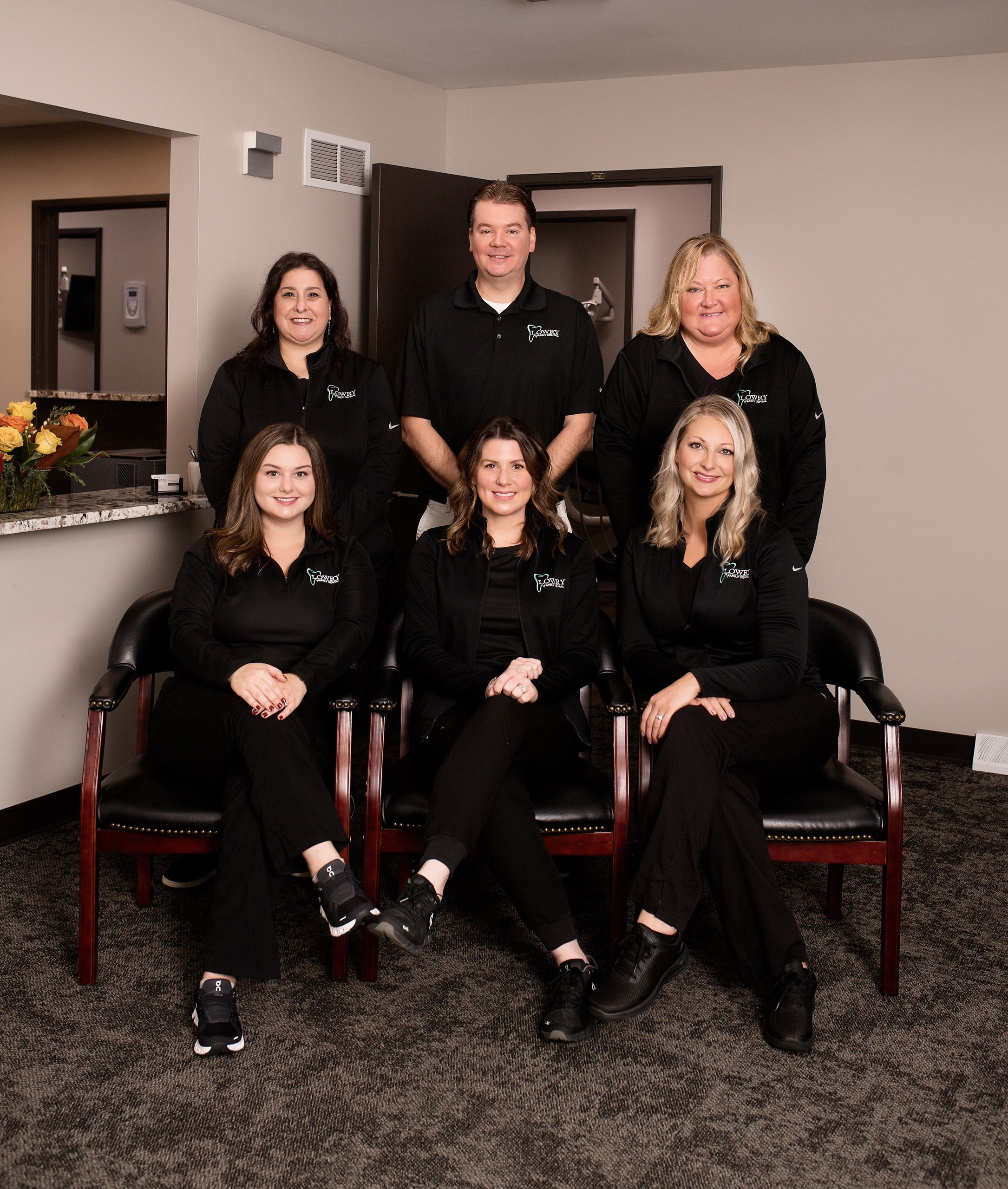 1820 East Market Street, Warren, Ohio 44483 Lowry Family Dental