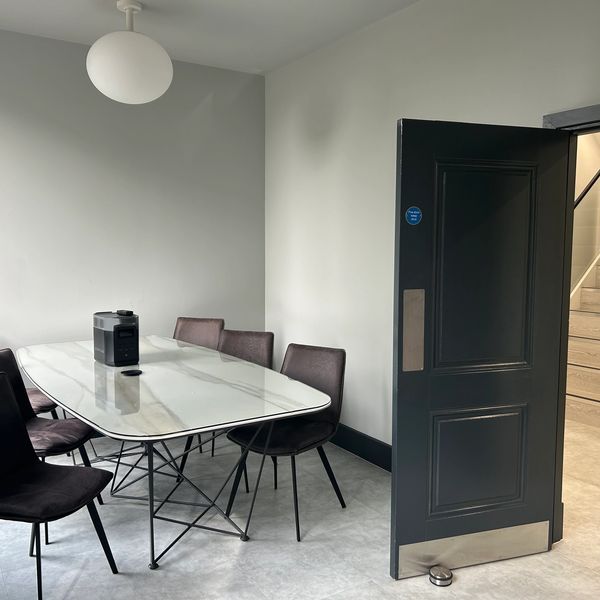 A meeting room for Customers