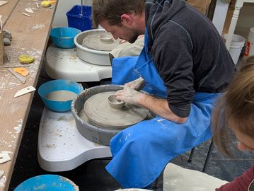 pottery class.  beginner pottery