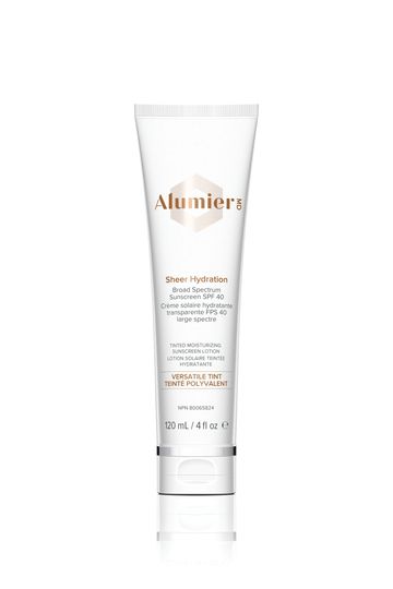 AlumierMD Sheer Hydration Broad Spectrum SPF40 (Versatile tint) at the Zen Den Beauty Salon, Reading