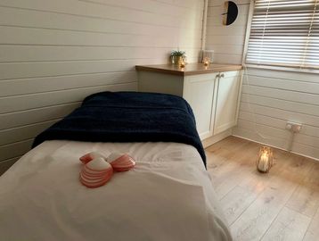 Relaxation Beauty Package at Hayley's Beauty at The Zen Den Beauty Salon in Tilehurst, Reading