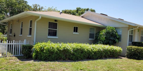 Mj Gutters Inc