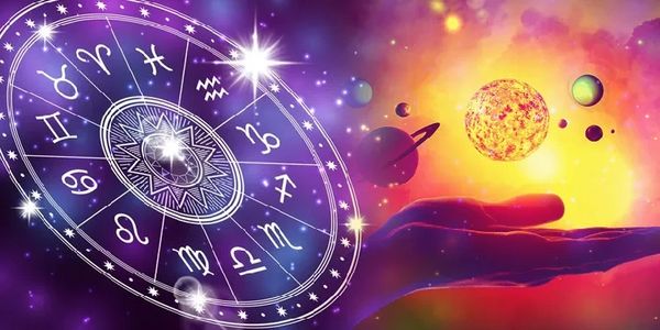A zodiac wheel with astrological symbols and planets.