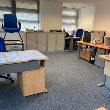 One of our regular office cleans, this one based in the Leatherhead area.

We clean all of the offic