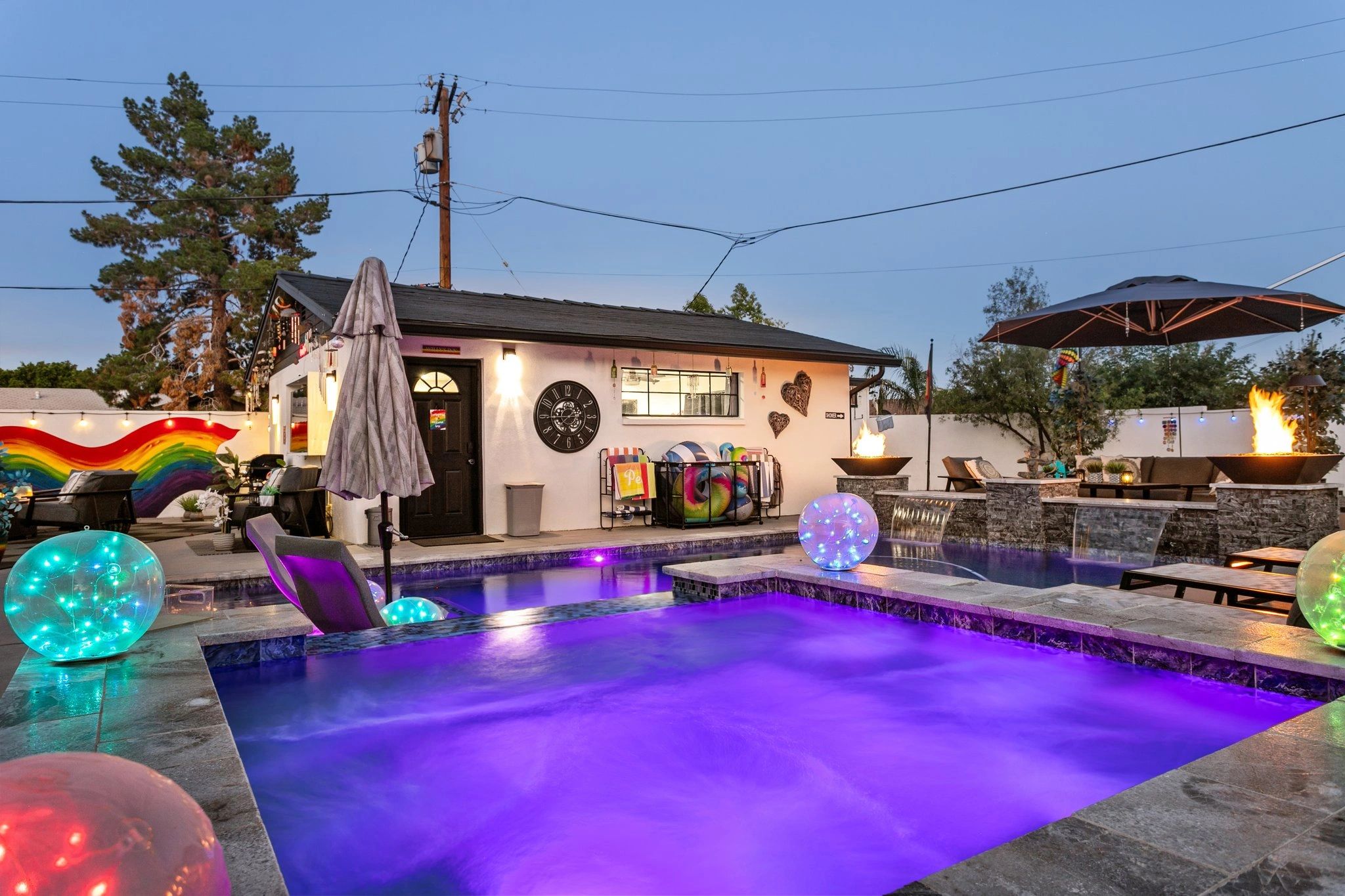 Willy’s Inn – Clothing-Optional Guest Retreat