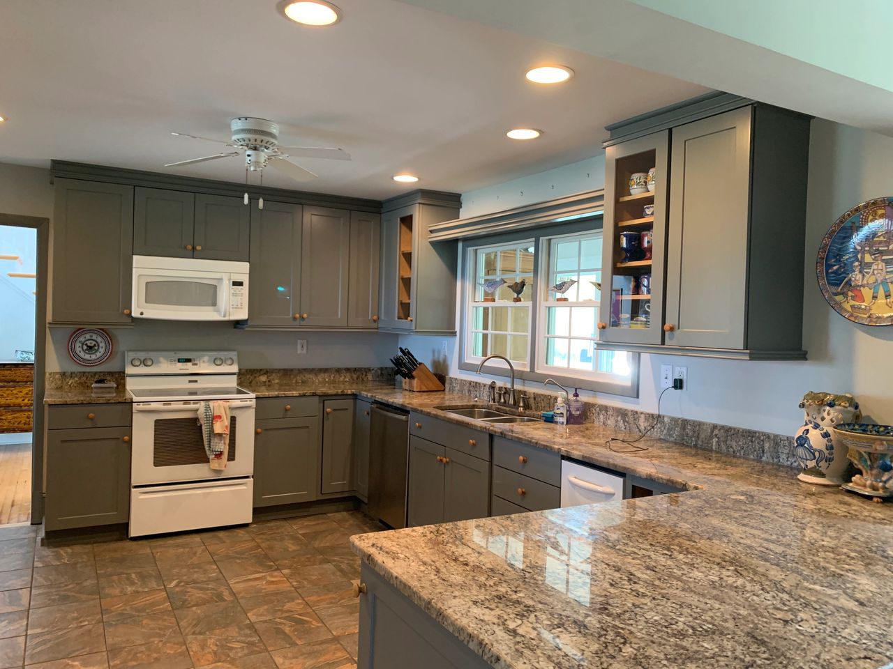 Kitchen Cabinet Painting Refinishing