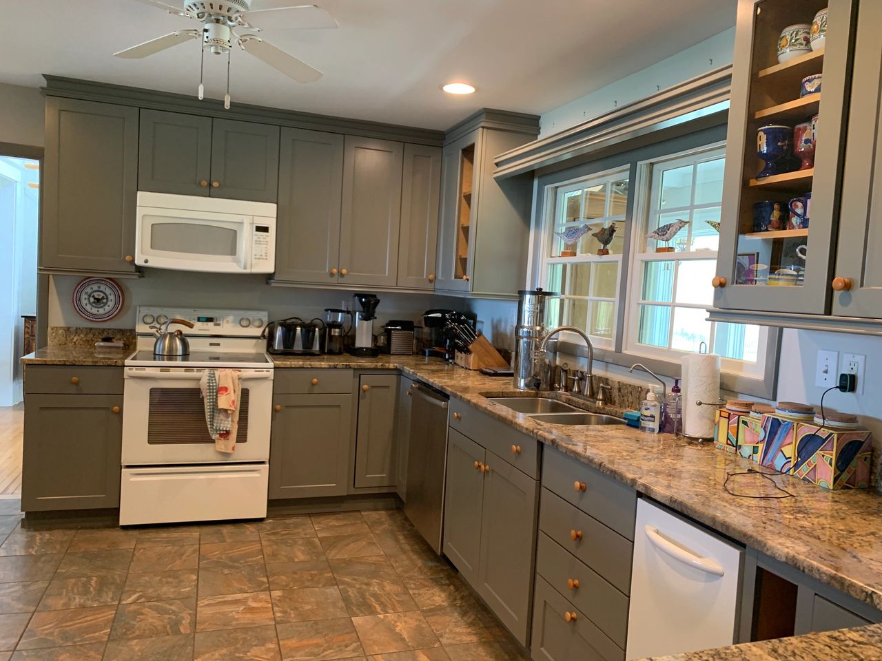 Kitchen Cabinet Painting Refinishing