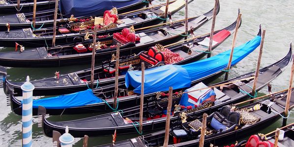Venice
Janelle Welchel
Luxury@Sea
Cruise Travel
Gondola