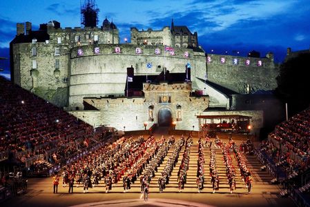 Janelle Welchel
Scotland
Military Tattoo
Luxury Travel