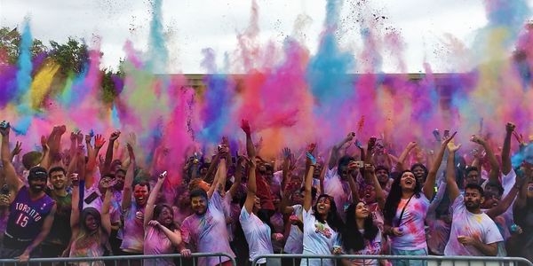 Austin Color Festival community group color toss. Get dirty in the most beautiful way!