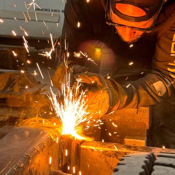 Frame repair and stretch