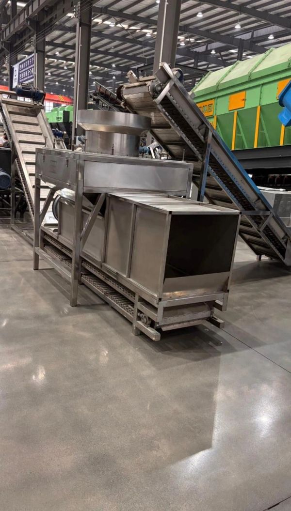 Industrial stainless steel conveyor machine.
