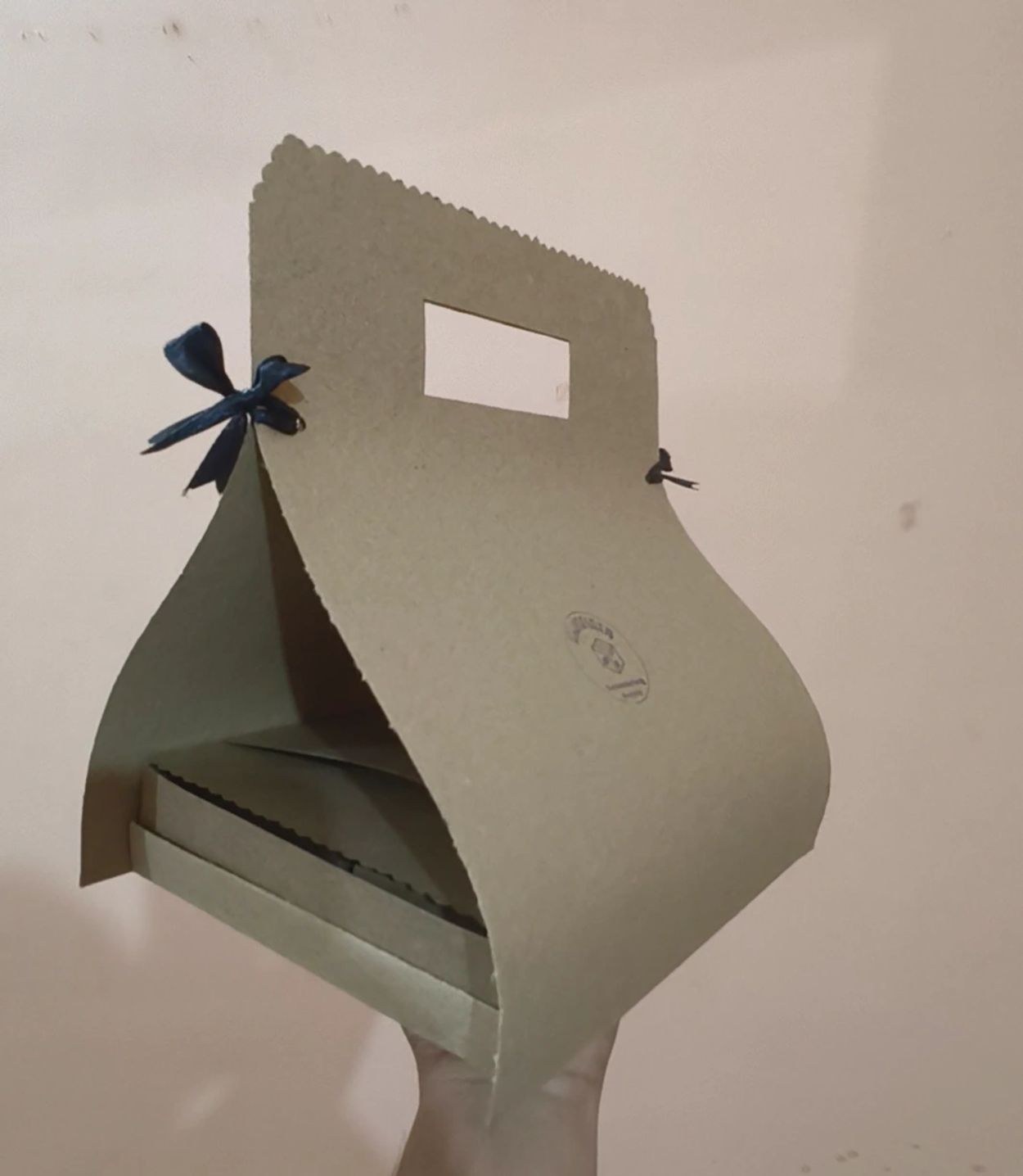 Customize packaging box mixed with waste paper, banana fiber &bamboo leaf