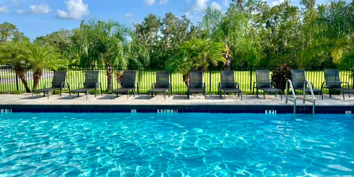 Gorgeous heated pool at Pioneer Creek RV Resort