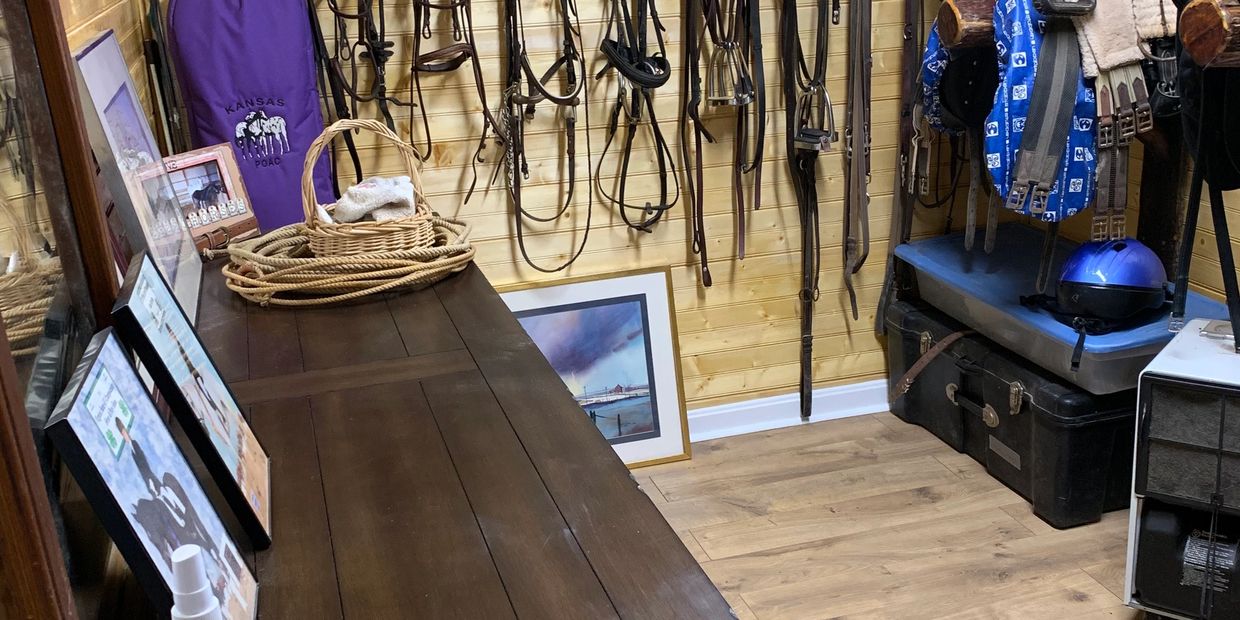 Northern VA Retirement Horse Boarding - Tack Room