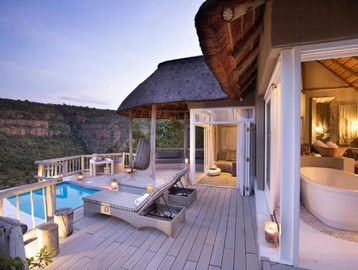 Clifftop Exclusive Lodge