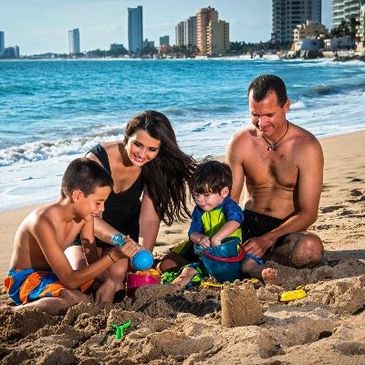 Paquetes a Mazatlan saliendo de Monterrey por Viva Aerobus familia parejas amigos