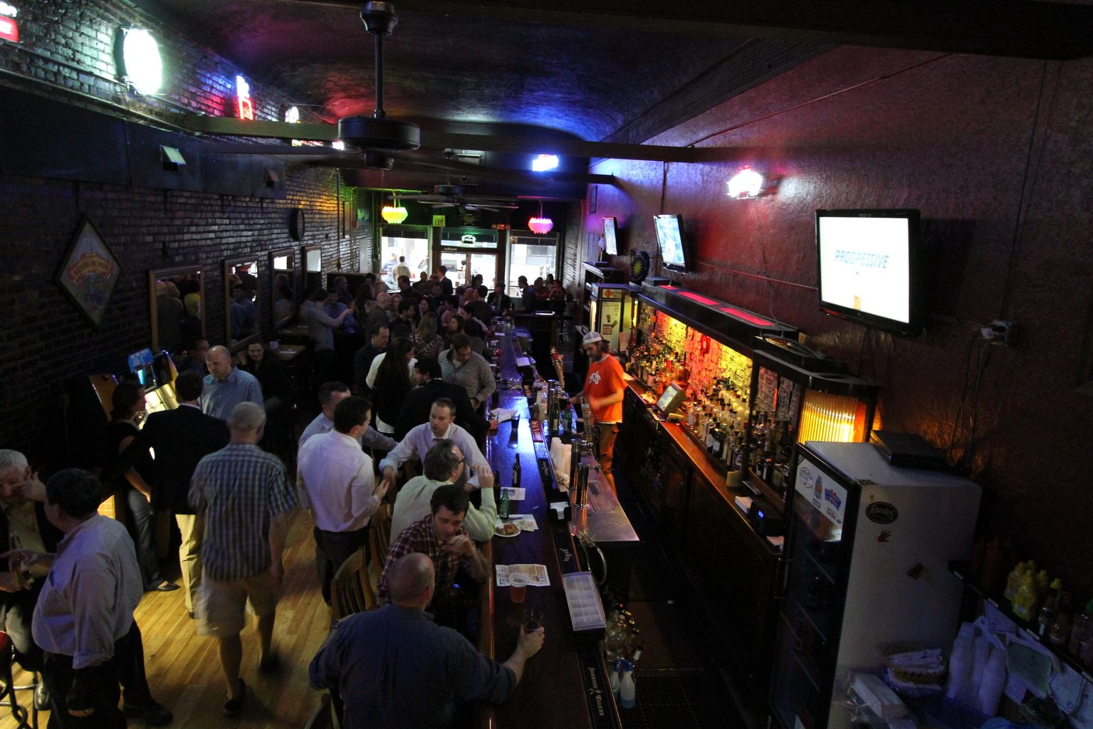 Bar photo 2