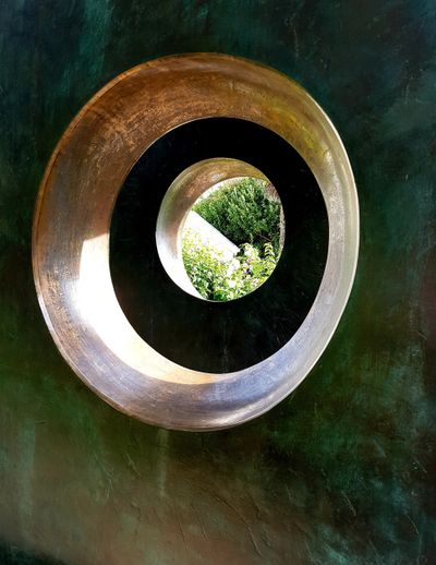 Circles - sculpture by Barbara Hepworth