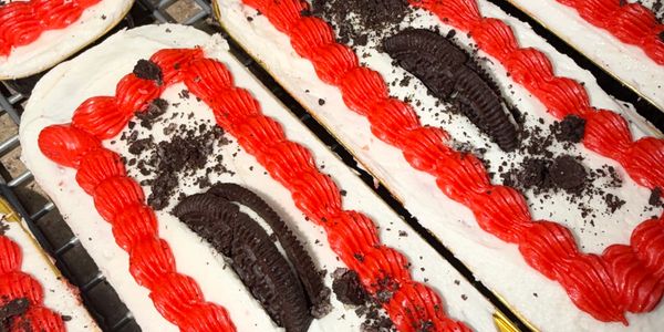 OREO RED VELVET MINI CAKES😍😩🔥🔥
Only 5 dollars 💸💸