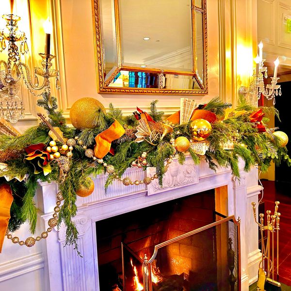 holiday decorating services Washington DC