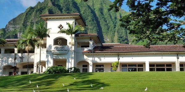 Hale ʻĀkoakoa building