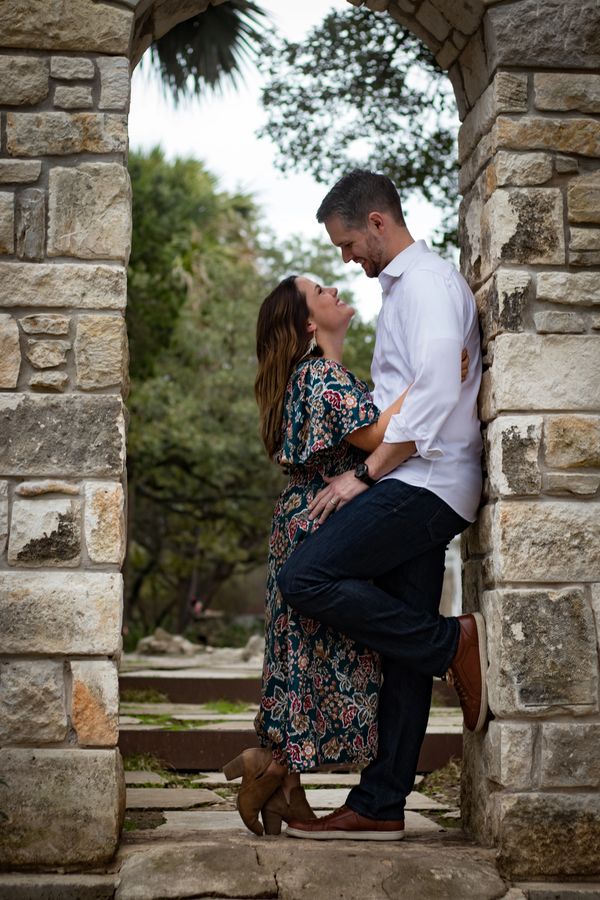 Rebecca Lauren Photography
Couples 
roundrock
austin
thenelsonnook