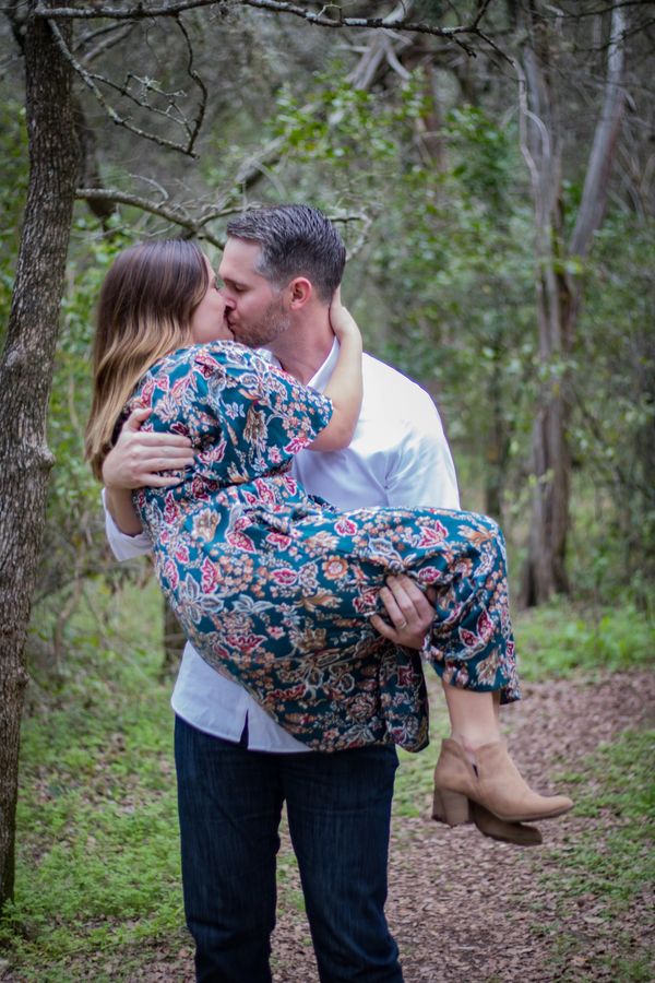 Rebecca Lauren Photography
Couples 
roundrock photographer
austin photographer
thenelsonnook