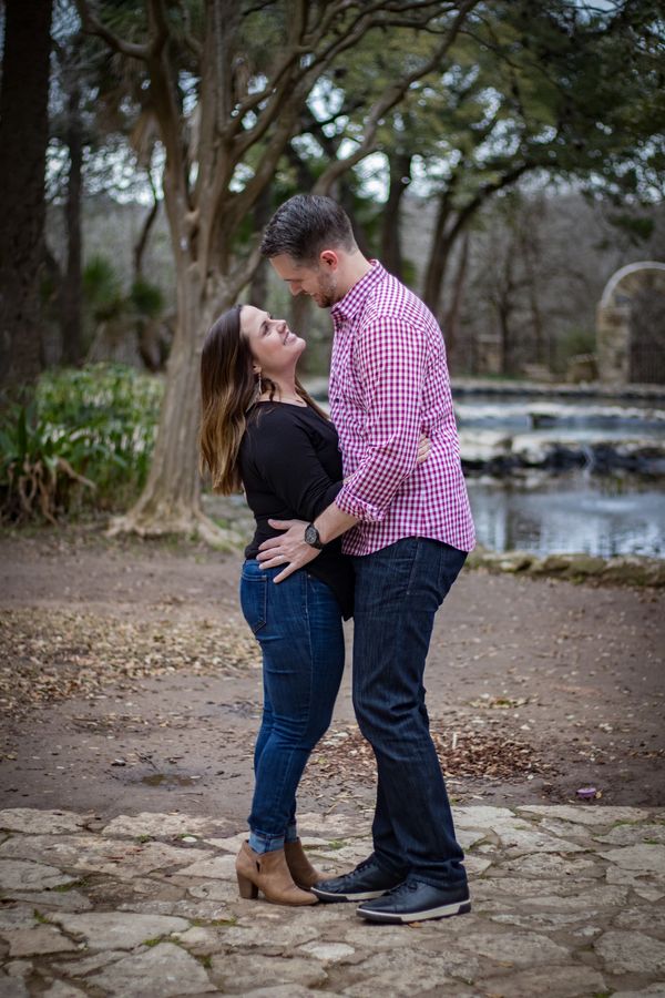 Rebecca Lauren Photography
Couples 
roundrock
austin
thenelsonnook