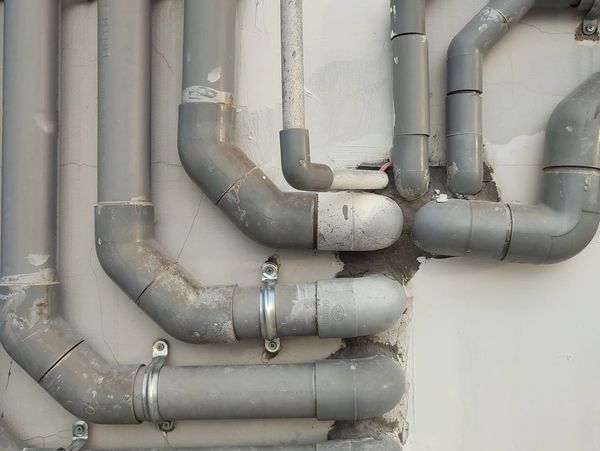 Plumbing pipes for Darryl Toomer CPA for plumbing contractors Long Island NY